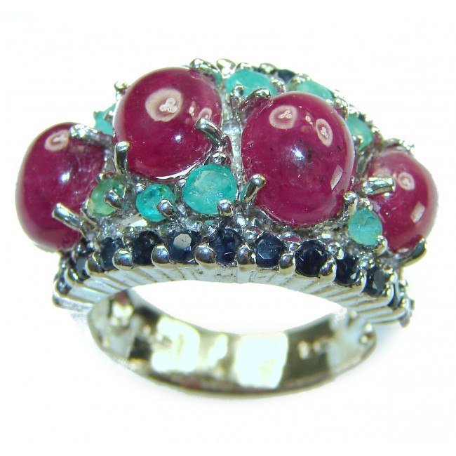 Precious natural Kashmir Ruby rhodium over .925 Sterling Silver handmade ring size 8 - Close-up of a Kashmir Ruby ring with rhodium over .925 Sterling Silver