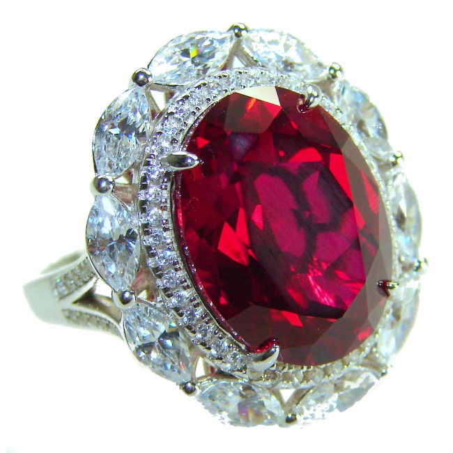 Bella Rosa Genuine 18.2 CARAT Star Ruby .925 Sterling Silver Large Statement Ring size 7 1/4 - Close-up of Bella Rosa 18.2 carat star ruby in sterling silver ring