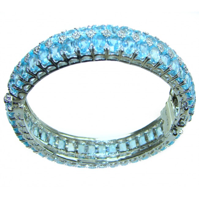 Spectacular authentic 225.5 carat Swiss Blue Topaz .925 Sterling Silver handmade bangle Bracelet