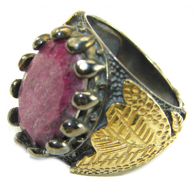 VINTAGE Beauty 18.9 carat natural Kashmir Ruby 18K Gold Black Rhodium over .925 Sterling Silver Huge handcrafted Ring s. 8 1/4