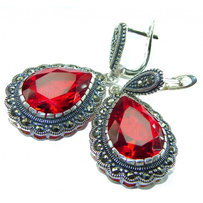 Crimson Fire Authentic 18.9 carat Garnet .925 Sterling Silver brilliantly handcrafted earrings
