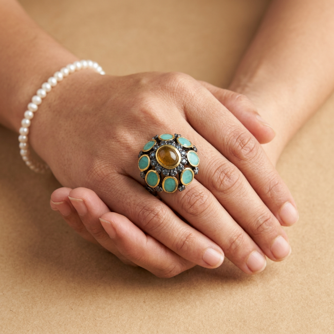 Serenity 12.5 carat Golden Calcite Emerald black Rhodium over .925 Sterling Silver Ring s. 6