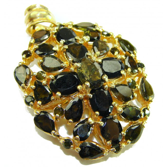 Vintage Design - 20.2 carat deep blue Sapphire .925 Sterling Silver dipped in 18K Gold handcrafted PENDANT - Close-up of vintage design pendant with deep blue sapphires on gold setting.