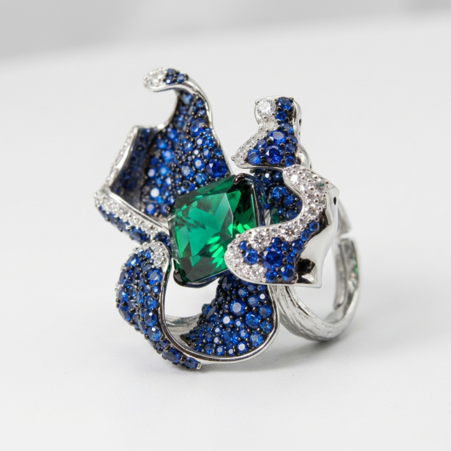 Wild Flower 55.2 carat authentic Colombian Emerald Sapphire.925 Sterling Silver handcrafted Statement Ring size 6 1/4