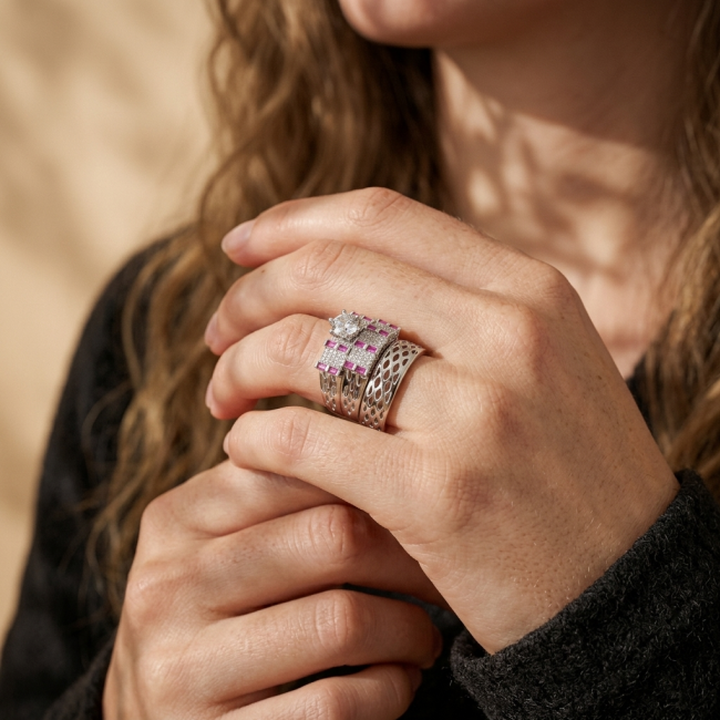 Exotic Beauty 5.5 carat Ruby .925 Sterling Silver Handcrafted Stackable Ring size 8