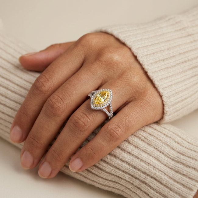 Marquise cut 4.2 carat yellow Sapphire .925 Sterling Silver brilliantly handcrafted ring s. 7 1/4