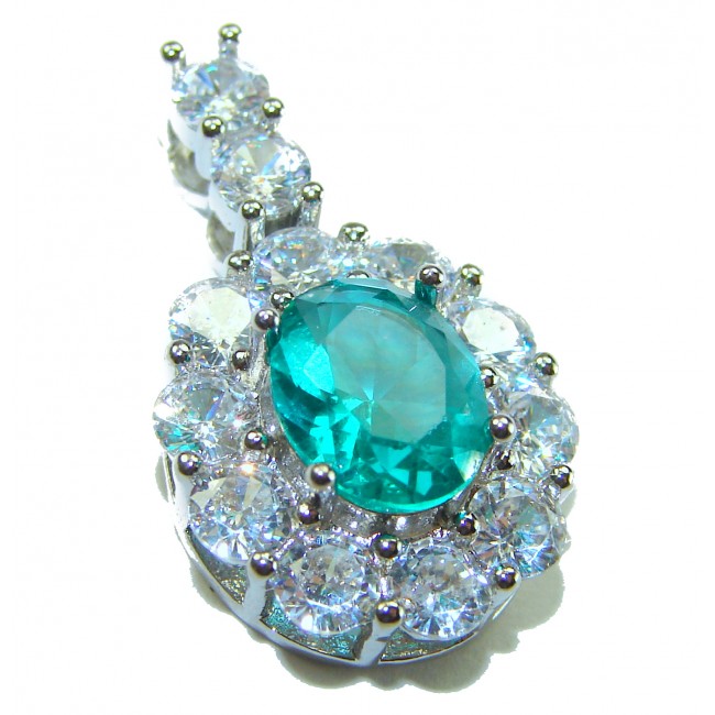 Divine Beauty 8.5 carat Aquamarine .925 Sterling Silver handcrafted pendant - Stone close-up of Divine Beauty Aquamarine Sterling Silver pendant.