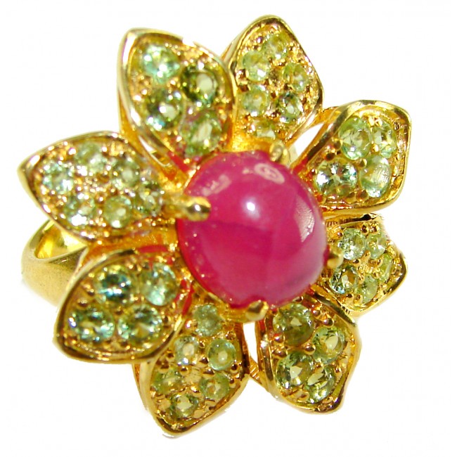 Enchanted Beauty 10.9 carat natural Kashmir Ruby Peridot 18K Gold over .925 Sterling Silver Huge handcrafted Ring s. 7 1/4 - Close-up of floral ring with central Kashmir Ruby and Peridot accents.