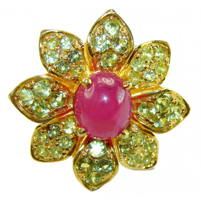 Enchanted Beauty 10.9 carat natural Kashmir Ruby Peridot 18K Gold over .925 Sterling Silver Huge handcrafted Ring s. 7 1/4 - Close-up of Enchanted Beauty ring with Kashmir ruby and peridot accents.