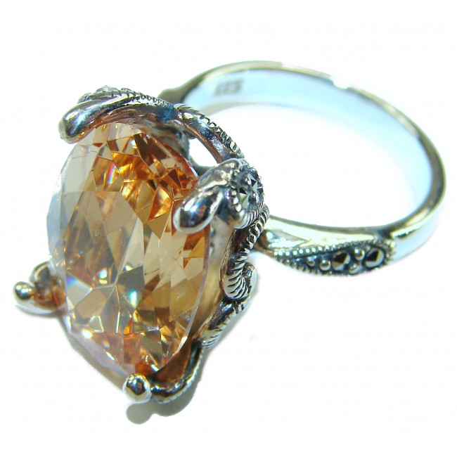 Splendid 10.2 carat Golden Topaz .925 Sterling Silver brilliantly handcrafted ring s. 8