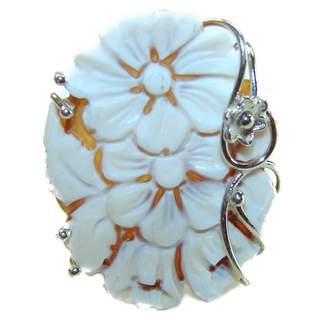 Exquisite Flowers oval Cameo Shell 18K Gold over .925 Sterling Silver handcrafted Made in Italy Statement ring; s. 7 ADJUSTABLE