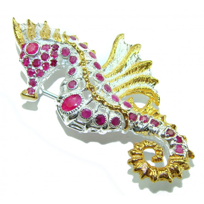 Seahorse Excellent quality 2.9 carat Ruby 18K Gold over .925 Sterling Silver handcrafted Pendant Brooch