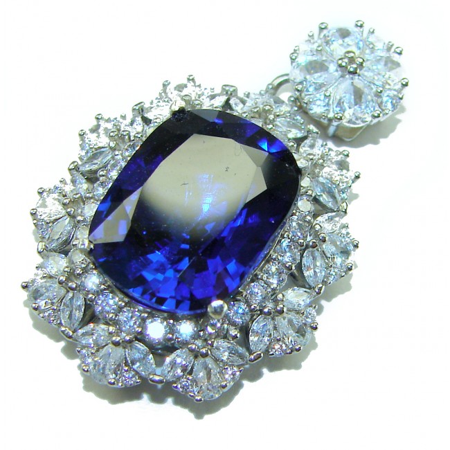 Deep Blue Ocean 18.5 carat Kyanite .925 Sterling Silver handmade Luxurious Pendant