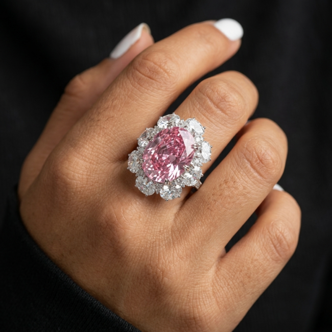 Blooming Beauty oval cut 17.8 carat Pink Sapphire .925 Silver handcrafted Cocktail Ring s. 6 1/4