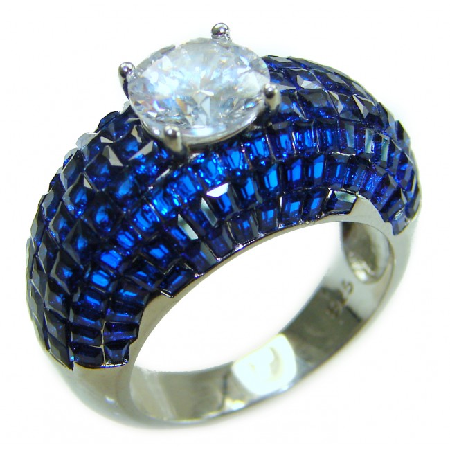 Iconic design 22.2 carat natural White Topaz Sapphire .925 Sterling Silver Perfectly handcrafted Ring s. 8 - Ring with white topaz and blue sapphire stones, top view