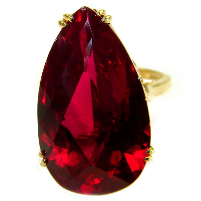 Carmen Natural 28.4 carat Ruby .925 Sterling Silver dipped in 22K Gold handmade Large Statement Ring size 7 - Close-up of Carmen Natural 28.4 carat Ruby set in sterling silver ring