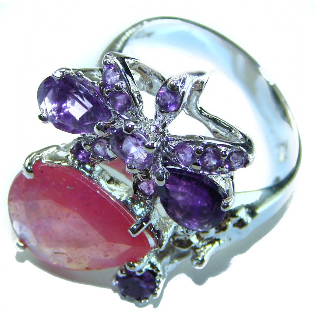 Bella Mia Genuine 10.5 CARAT Mozambique Ruby .925 Sterling Silver Large Statement Ring size 9 - Close-up of Bella Mia ruby and amethyst sterling silver ring