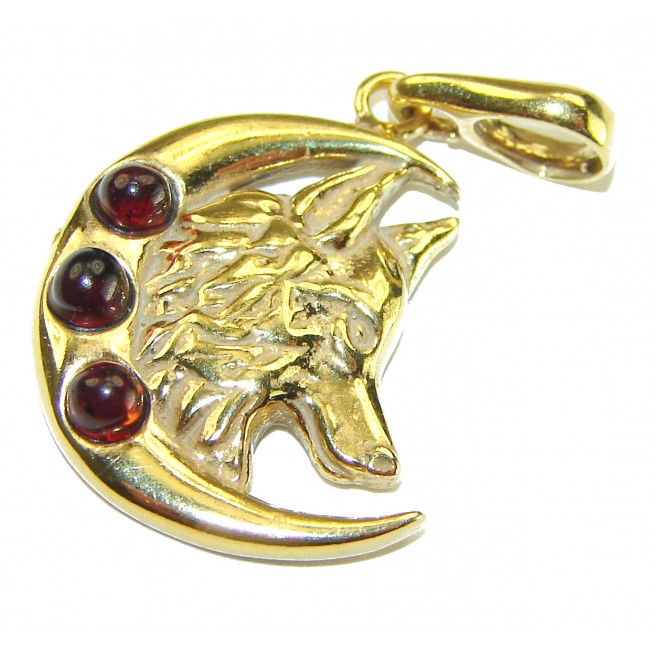 Night Wolf Prehistoric Authentic Baltic Amber 10K Gold over .925 Sterling Silver beautifully handcrafted Pendant
