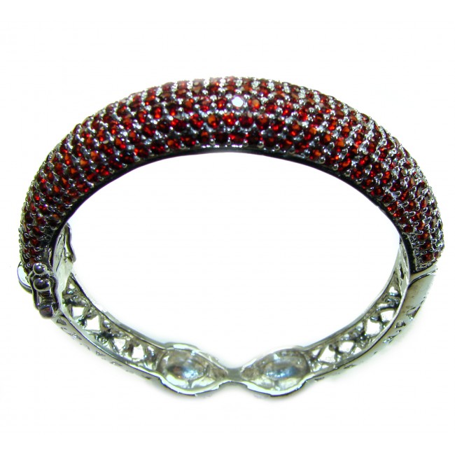 Dolce Vita - Precious Natural 42.5 carat Mozambique Garnet rhodium over .925 Sterling Silver handcrafted bracelet