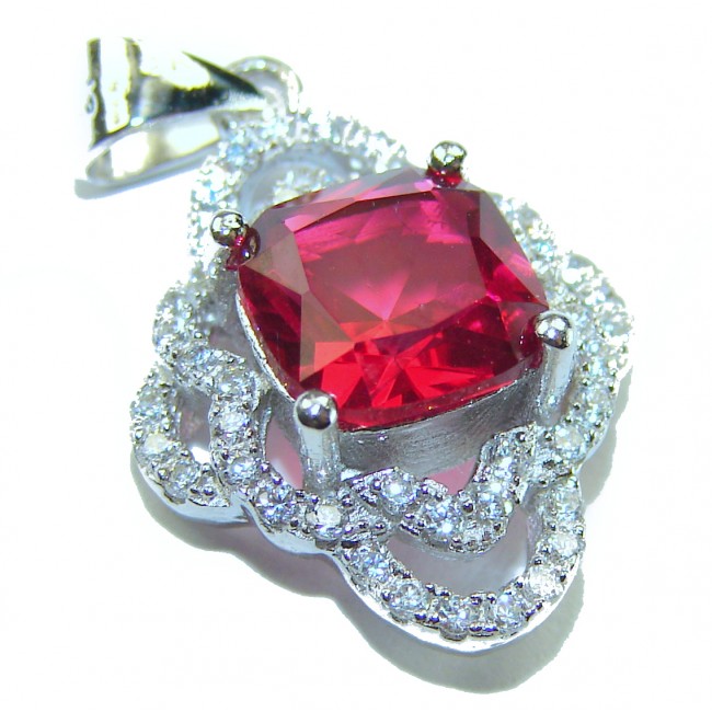 Marvelous Natural 5.8 carat Mozambique Garnet .925 Sterling Silver Handcrafted pendant