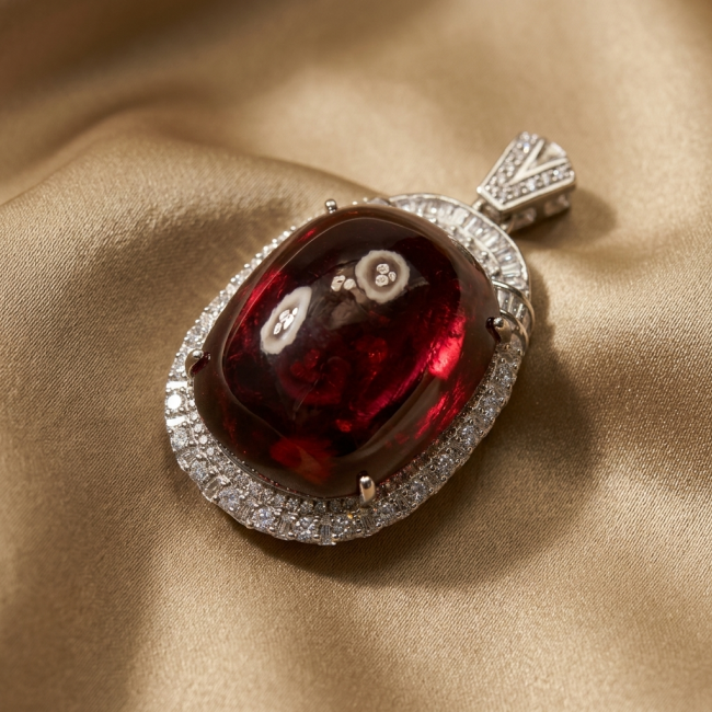 Rare finding! Deluxe 47.2 carat authentic Kashmir Ruby rhodium over .925 Sterling Silver handmade Statement Pendant