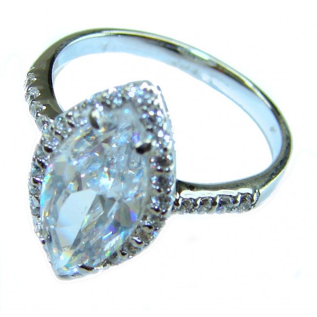 LUXURIUS 6.5 carat White Topaz .925 Sterling Silver ring size 7 1/4