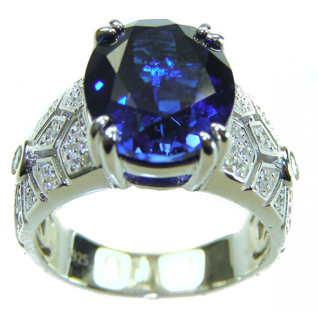 Authentic 9.5 carat Kyanite .925 Sterling Silver handcrafted Ring size 6