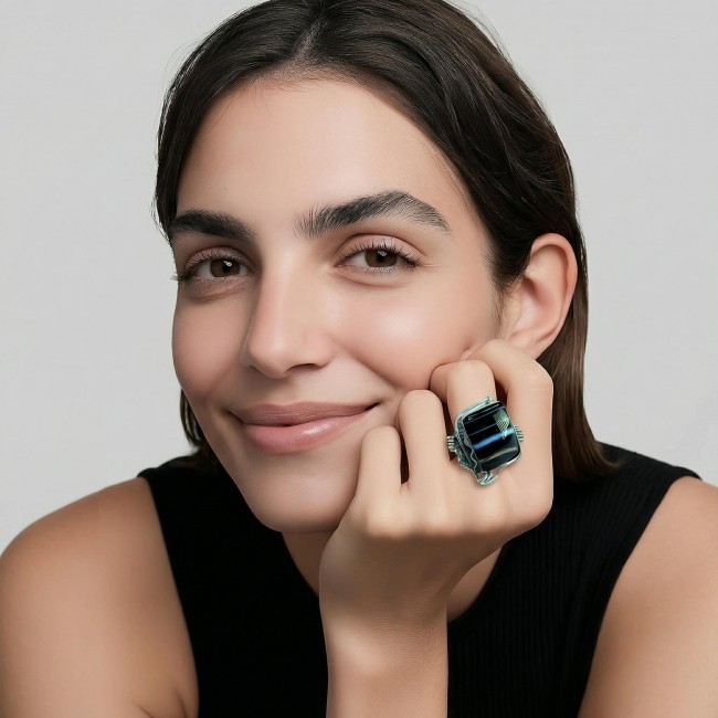 Roxanna - Huge 12.5 carat Black Onyx .925 Sterling Silver handcrafted ring; s. 8