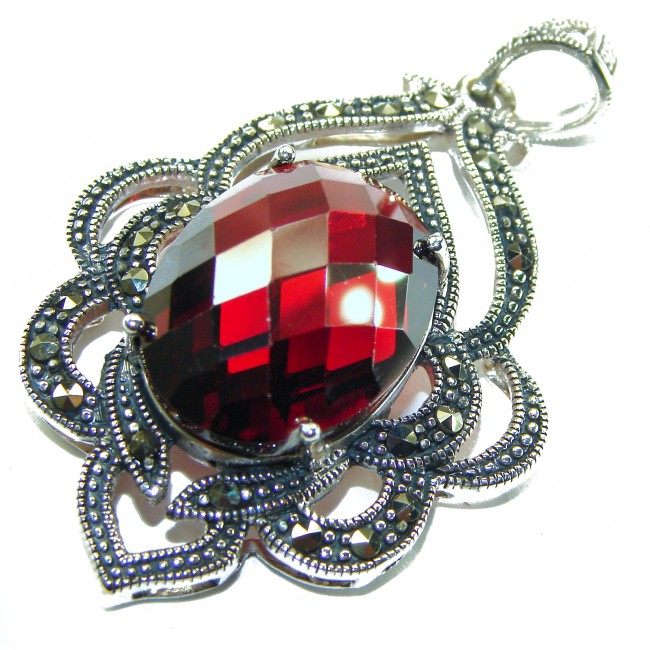 Crimson Fire Authentic 12.4 carat Garnet .925 Sterling Silver brilliantly handcrafted pendant