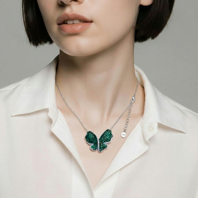 Butterfly 22.2 carat Natural Colombian Emerald .925 Sterling Silver handcrafted Statement necklace