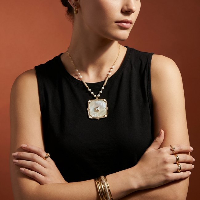 Precious natural creamy Blister Pearl 5.2 carat White Sapphire 18K Gold over .925 Sterling Silver Necklace - photo 2