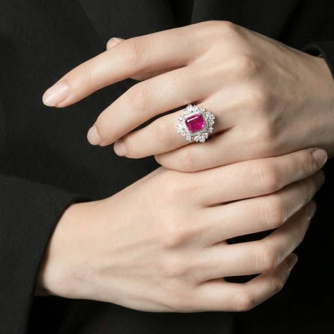 Giovanna - Magnificent Jewel 4.5 carat Ruby .925 Sterling Silver handcrafted incredible ring s. 8 1/2