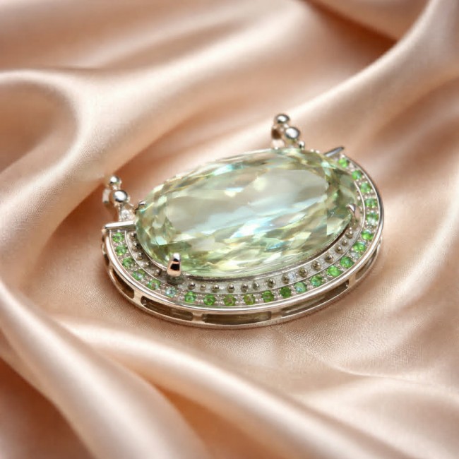 Serenity 20.5 carat Green Amethyst .925 Sterling Silver handcrafted pendant - photo 1
