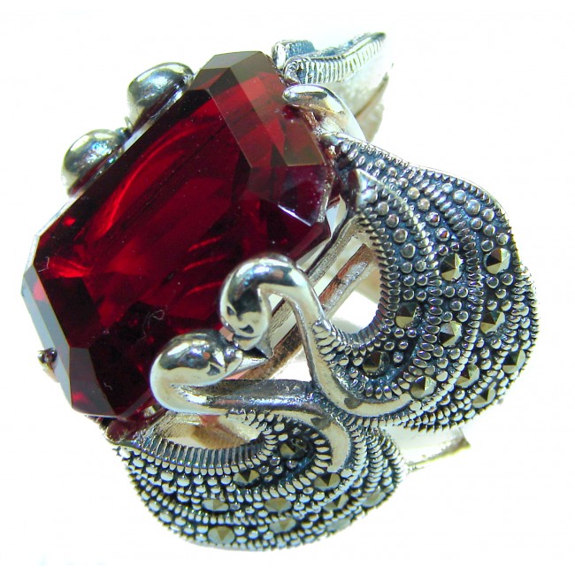 Two Swans Authentic 27.4 carat Garnet .925 Sterling Silver brilliantly handcrafted large Statement Ring size 8 1/4