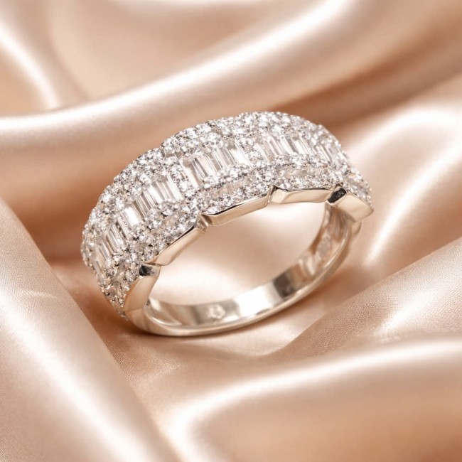 LUXURIUS 6.5 carat White Topaz .925 Sterling Silver ring size 6 1/4 - photo 4