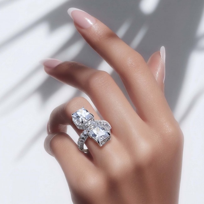 LUXURIUS 8.5 carat White Topaz .925 Sterling Silver ring size 8 - photo 2