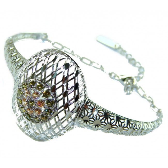 Casablanca - authentic 2.2 carat Morganite Peridot .925 Sterling Silver Bracelet - Close-up of Casablanca bracelet with Morganite and Peridot stones.