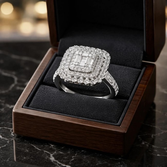 Art Deco 6.5 carat White Topaz .925 Sterling Silver ring size 7 - White Topaz ring in box, top view, Art Deco style, sterling silver.