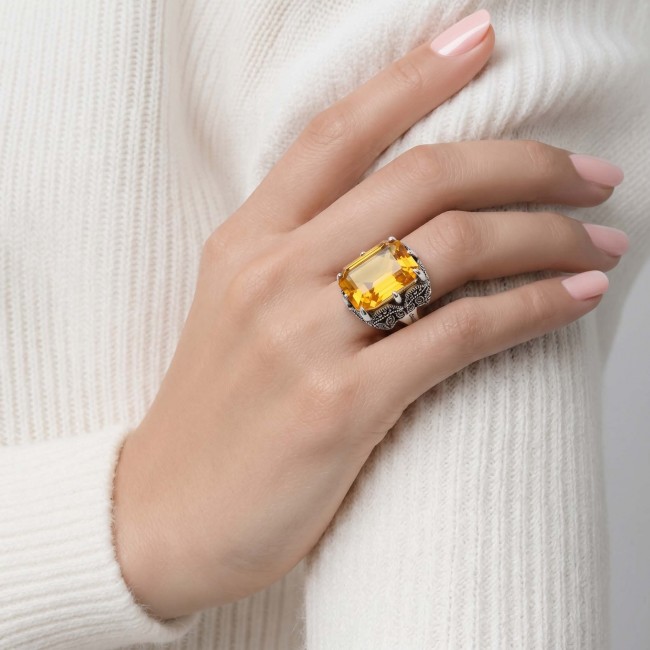 Solid 24.8 carat Genuine Golden Topaz .925 Sterling Silver handcrafted ring size 7 - Golden topaz sterling silver ring worn on hand, side view.