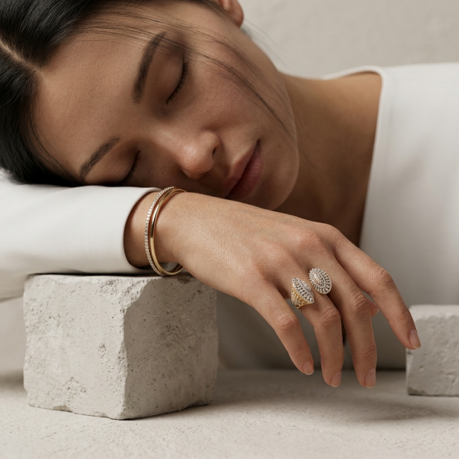 Art Deco 26.2 carat White Topaz 14K Gold over .925 Silver handcrafted Cocktail Ring s. 8 - Woman resting with Art Deco 26.2 ct White Topaz ring on hand.