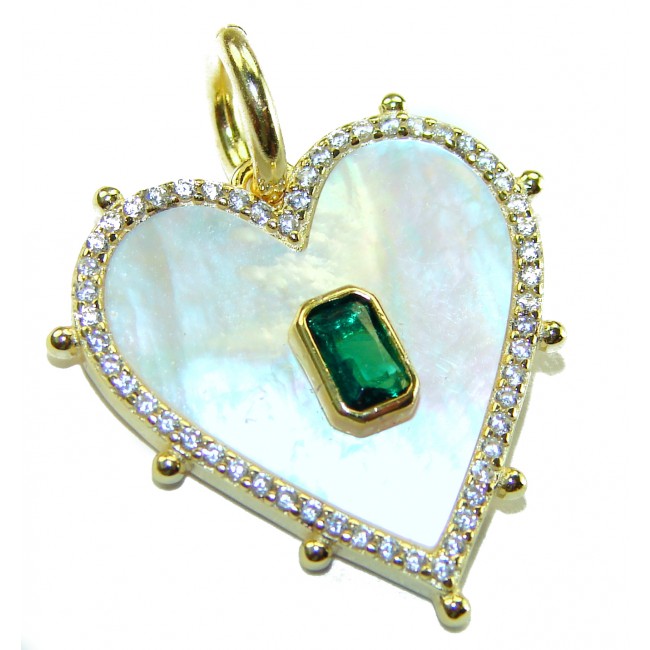 Precious Heart Blister Pearl 0.9 carat Emerald .925 Sterling Silver dipped in 18K Gold Pendant - Heart-shaped pendant with emerald and pearl, front view.
