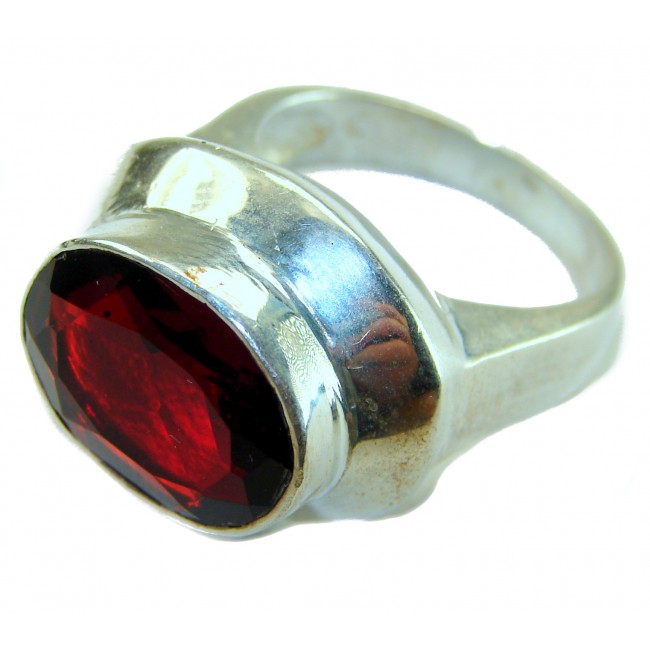 Red Cascade Authentic 10.4 carat Garnet .925 Sterling Silver brilliantly handcrafted large Statement Ring size 8 - Close-up side view of Red Cascade 10.4 carat Garnet in .925 Sterling Silver ring