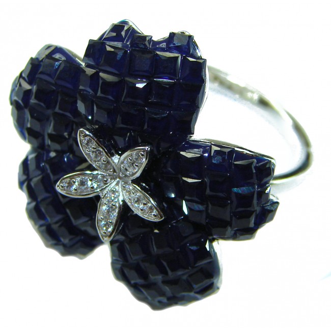 Born to Glam 12.2 carat natural Sapphire .925 Sterling Silver Perfectly handcrafted Ring s. 7 1/4 - Close-up of Born to Glam sapphire flower ring, front angle view