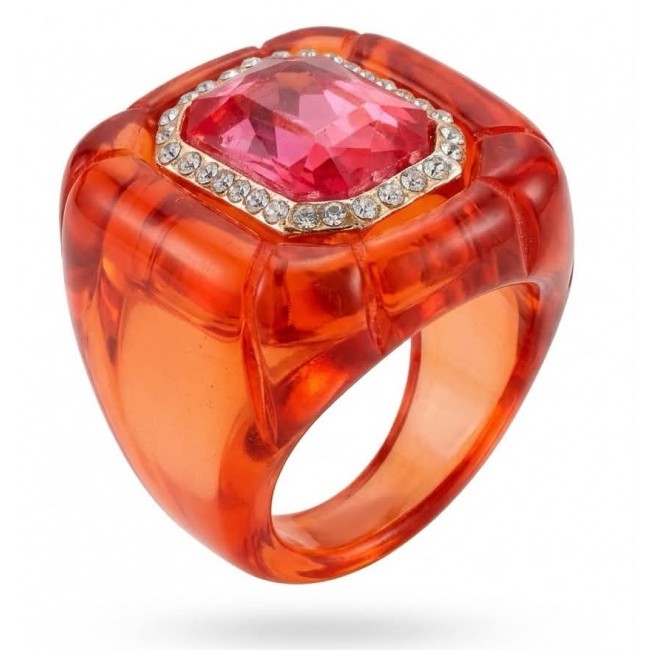 Candy Store - Modern Design Natural Red Raisin Pink Topaz .925 Sterling Silver ring size 8 - Translucent ring with pink topaz, side view showing stone detail.