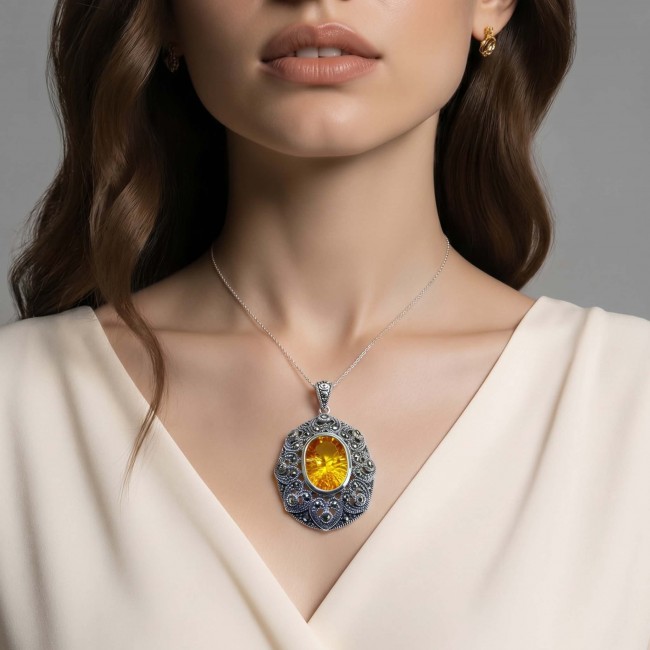 Emily Luxury genuine 10.5 CARAT Golden Topaz .925 Sterling Silver handmade Pendant - Model wearing Emily Luxury 10.5ct Topaz Necklace front view