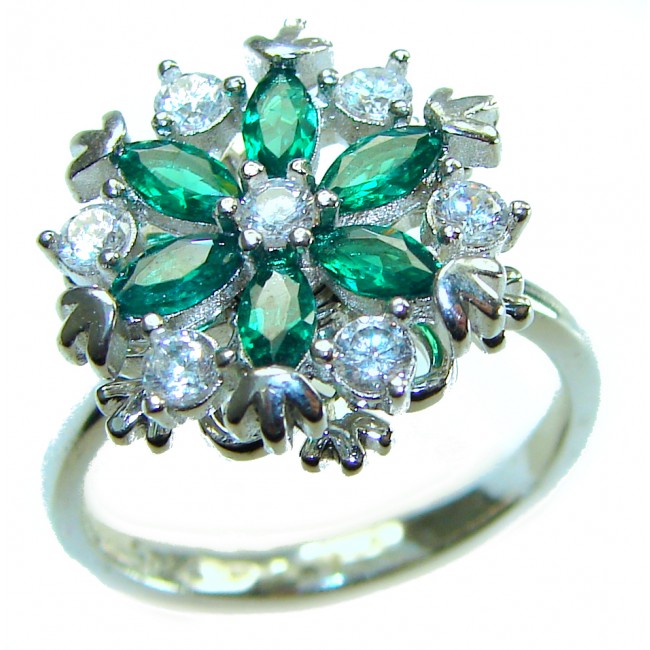 Real 3.2 carat Emerald Italy Made Silver Sterling Silver spinning ring s. 7 1/2 - Emerald and silver floral ring, top view, 3.2 carat, sterling silver.