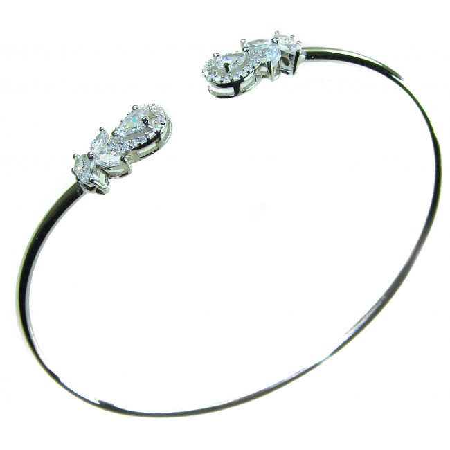 Precious Light Natural 5.2 carat White Topaz .925 Sterling Silver bracelet - Top view of sterling silver bracelet with white topaz stones.