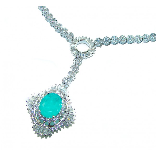 Vintage style - Timless Beauty - 10.5 carat Colombian Emerald 14.8 carat White Topaz .925 Sterling Silver handcrafted Statement necklace - Close-up of vintage necklace with 10.5 carat Colombian emerald pendant
