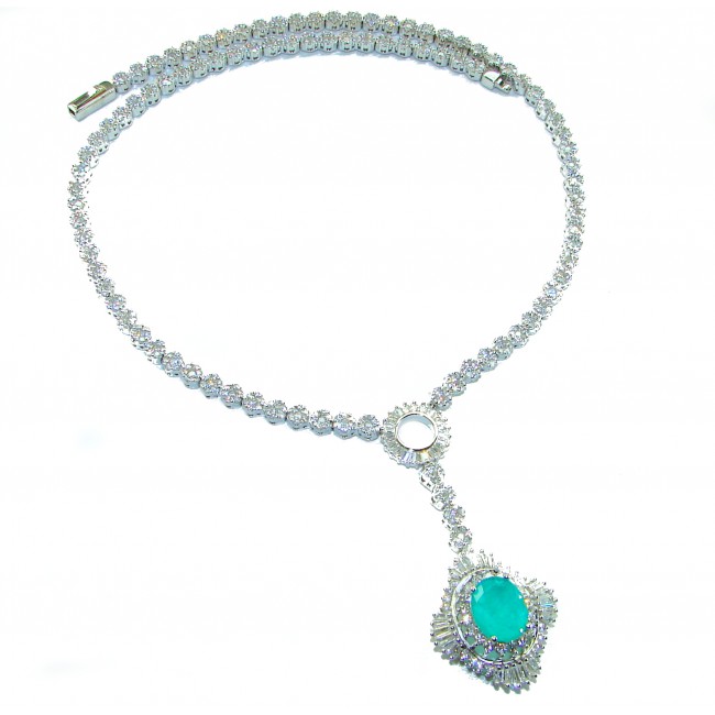 Vintage style - Timless Beauty - 10.5 carat Colombian Emerald 14.8 carat White Topaz .925 Sterling Silver handcrafted Statement necklace - Vintage-style necklace with emerald pendant, top view.