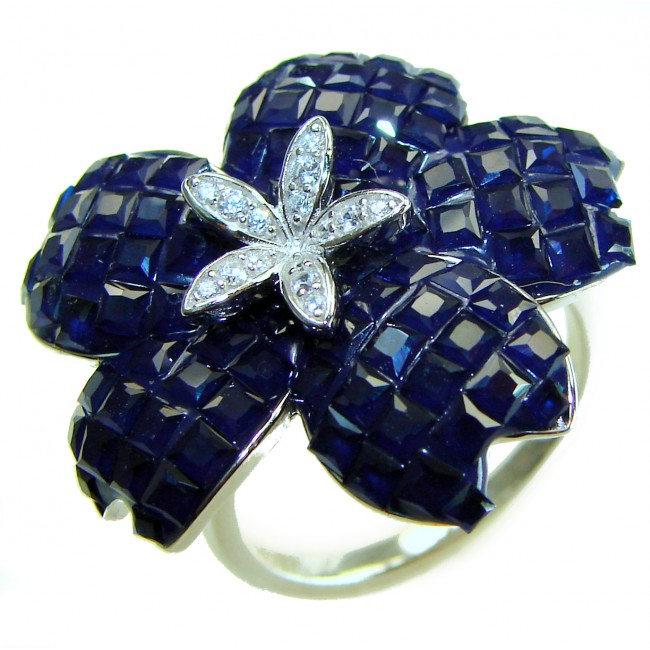Blue Flower 12.2 carat natural Sapphire .925 Sterling Silver Perfectly handcrafted Ring s. 7 1/4 - Blue sapphire flower ring close-up on silver band.